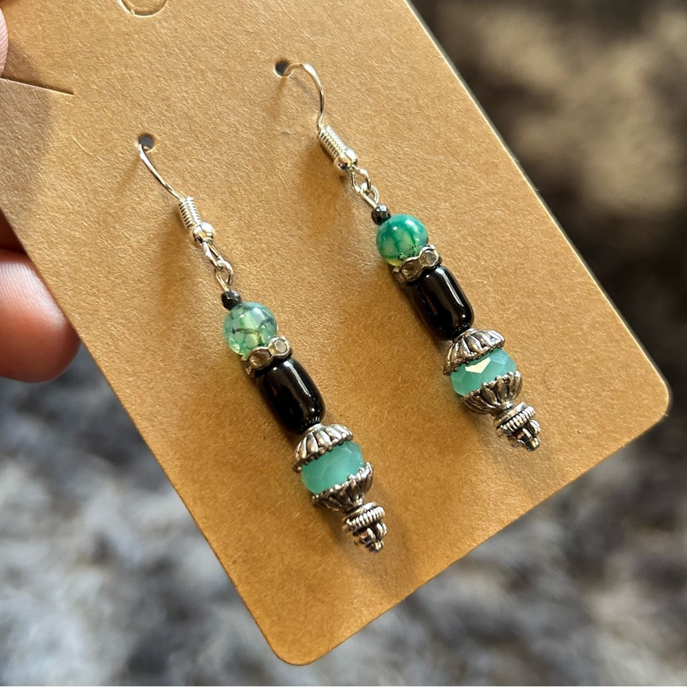 Handcrafted elegant genuine stone cat eye glass barrel faceted hematite earrings
